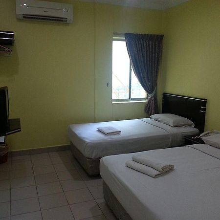 Hotel Tourist City Centre By Hotspot Essential Kota Kinabalu Exterior foto