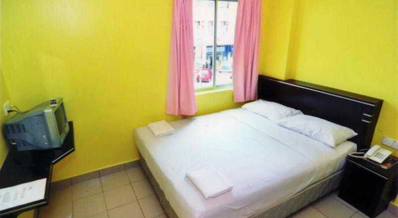 Hotel Tourist City Centre By Hotspot Essential Kota Kinabalu Exterior foto